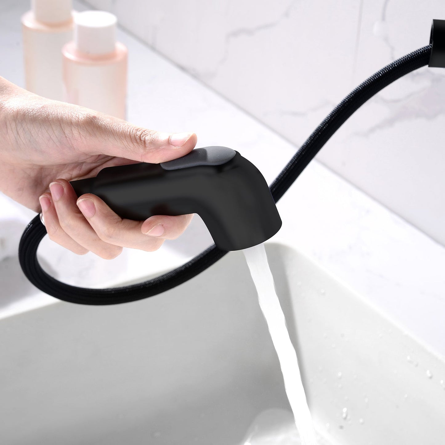 Single-Hole Rotatable and Pull-Out Faucet-BF2205