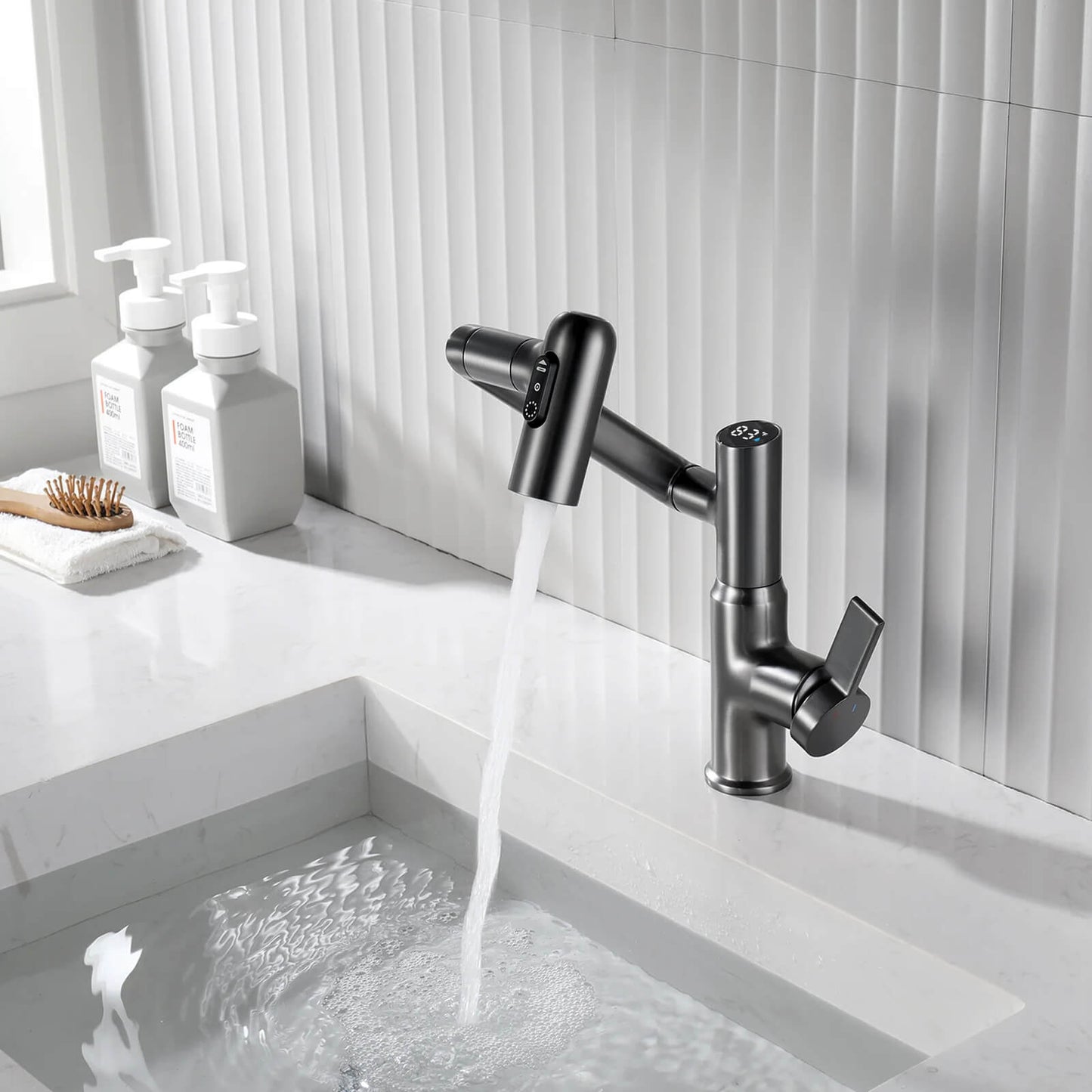Single-Hole Rotatable Faucet with Temperature Display-BF2204