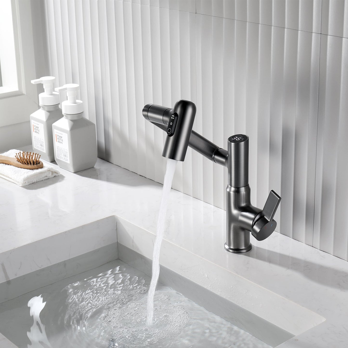 Single-Hole Rotatable Faucet with Temperature Display-BF2204