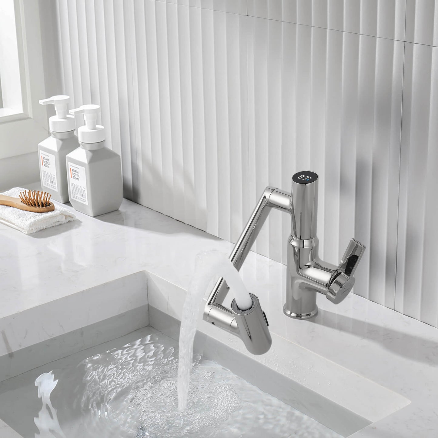 Single-Hole Rotatable Faucet with Temperature Display-BF2204