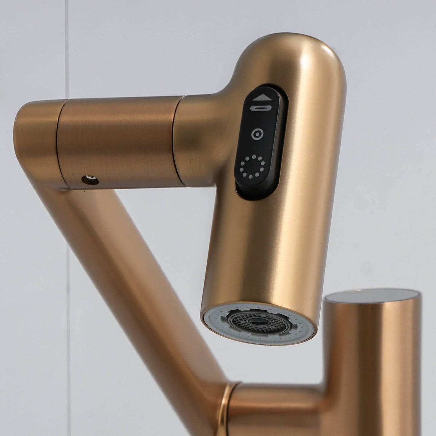 Single-Hole Rotatable Faucet with Temperature Display-BF2204
