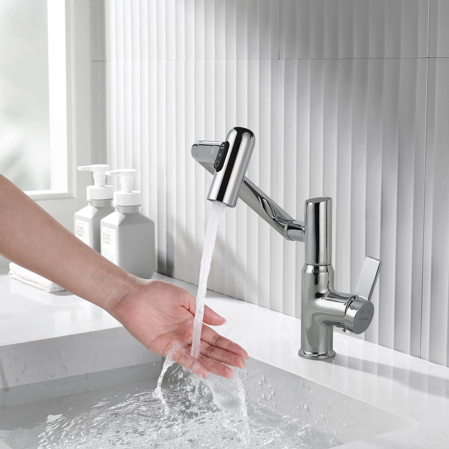 Single-Hole Rotatable Faucet with Temperature Display-BF2204