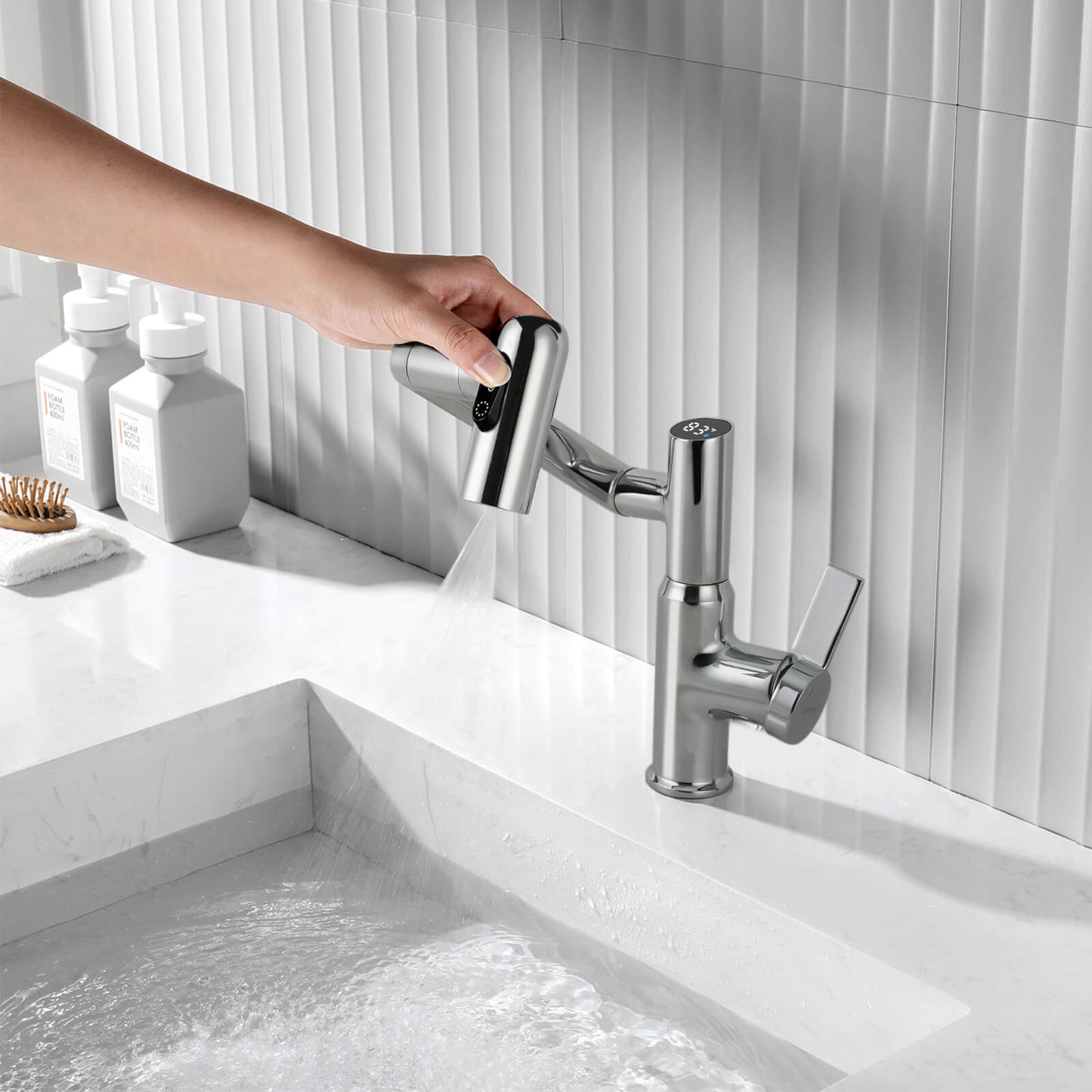 Single-Hole Rotatable Faucet with Temperature Display-BF2204