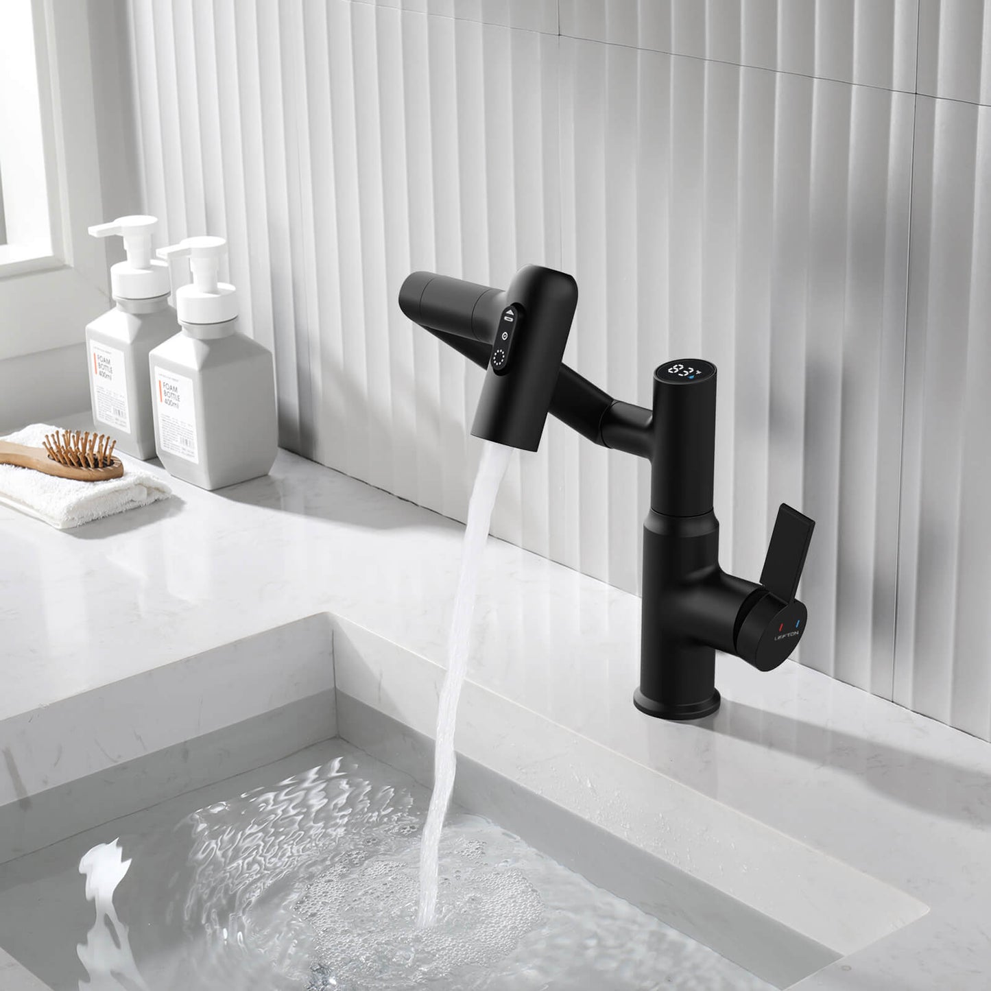 Single-Hole Rotatable Faucet with Temperature Display-BF2204